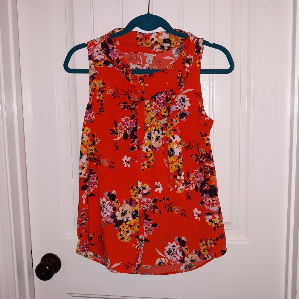 A New Day floral button up tank